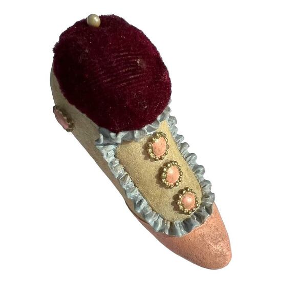 Vintage Victorian Shoe Shaped Fabric Pin Cushion Collectible Miniature - Picture 3 of 11